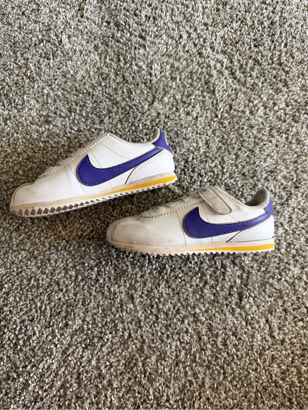 USED Nike Shoes - Kids